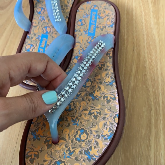 Flip Flops with Rhinestones - Picture 5 of 12